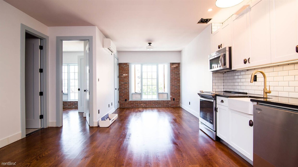 Building Photo - 3 br, 1 bath  - 29 Brooklyn Ave 4A