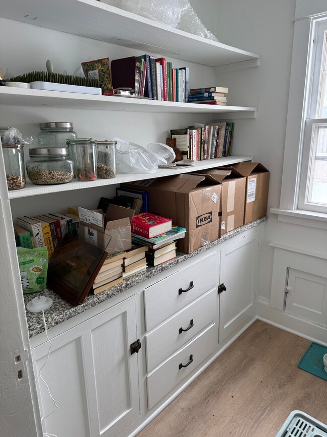 Pantry - 6821 W Lloyd St
