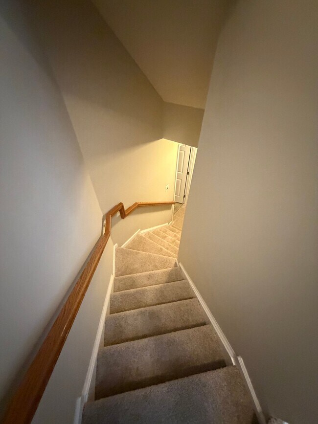 Foto del edificio - 5200 Torrington Cir