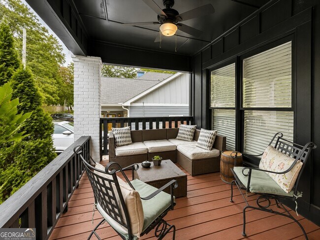 Foto del edificio - 906 Westmont Rd SW