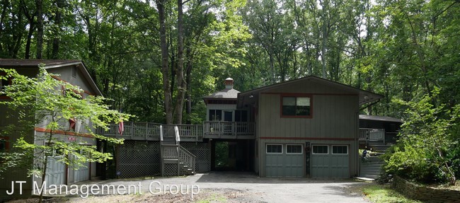 Foto del edificio - 4 br, 3 bath House - 721 Clear Spring Road