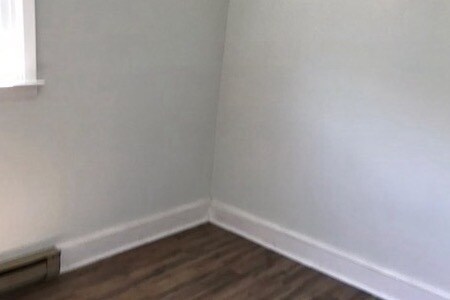 First floor bedroom - 4 Elm St