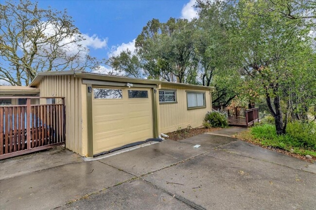 Building Photo - 18 Monte Vista Rd