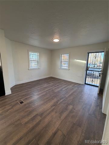 Foto del edificio - 54 E Cornell Ave