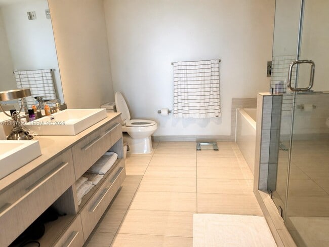 Foto del edificio - 4010 S Ocean Dr