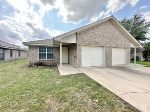 Building Photo - 1712 Aztec Trace