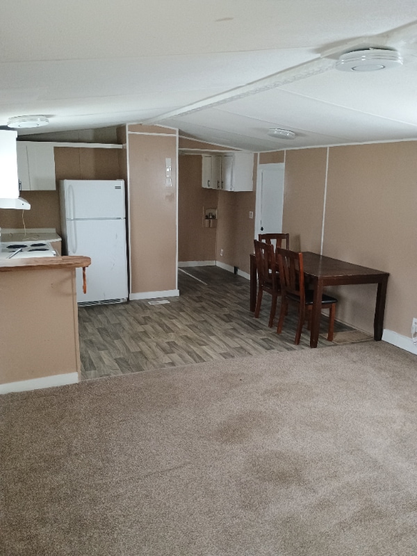 Building Photo - 107 SW Lancelot Gln