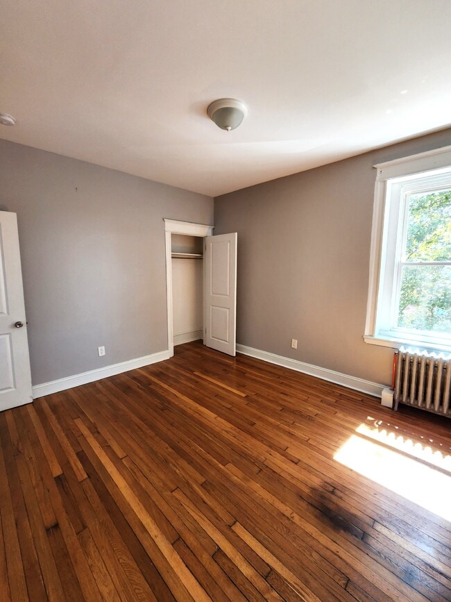 Building Photo - 5039 Springfield Ave