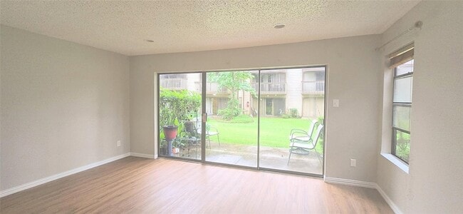 Building Photo - 12900 Walden Rd