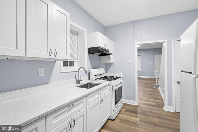 Foto del edificio - 3317 Kip St