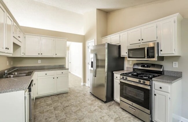 Foto del edificio - 4216 Sturbridge Dr
