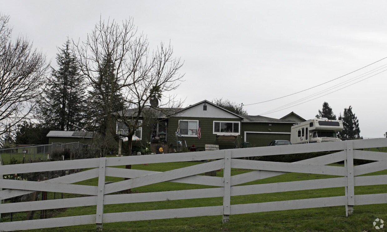 Building Photo - 405 Ronsheimer Rd