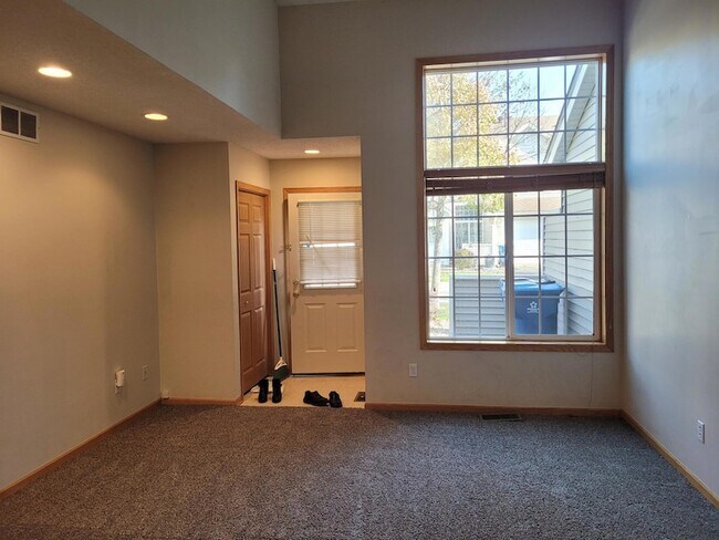 Foto del edificio - 5187 207th St N