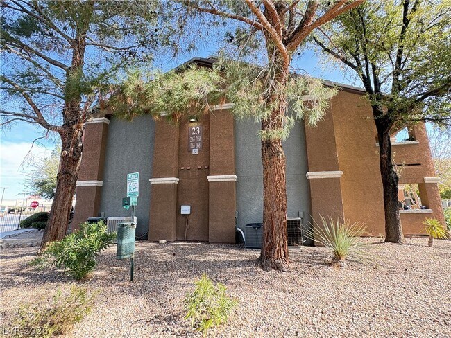 Foto del edificio - 555 E Silverado Ranch Blvd