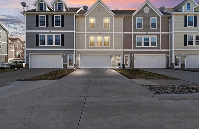 Foto del edificio - 3007 SW Sharmin Ln