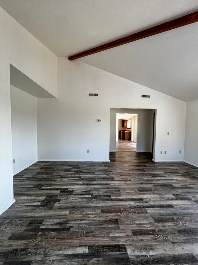Foto del edificio - 6412-6416-6424 S 6th St.