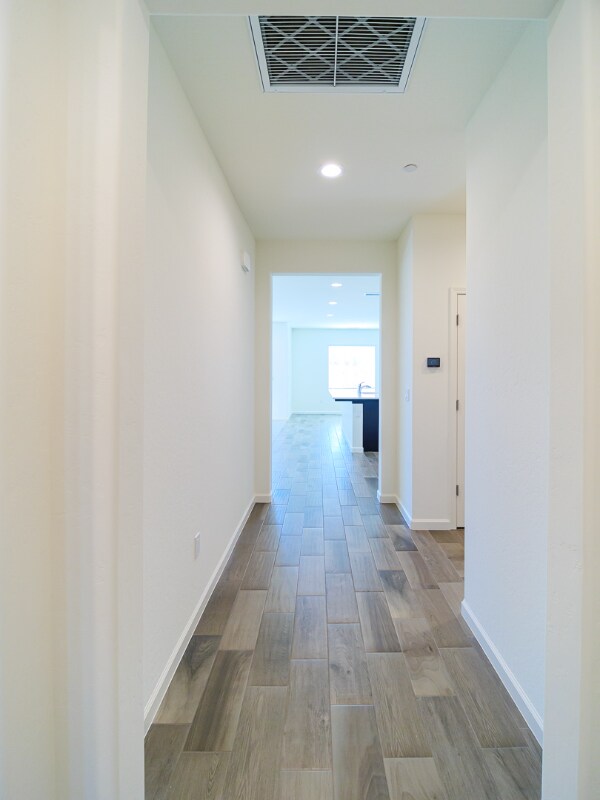 Foto del edificio - 2425 N Burl Ave