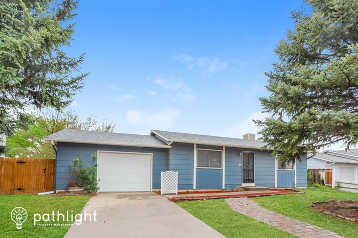 Primary Photo - 6640 Brook Forest Drive, Colorado Springs,...