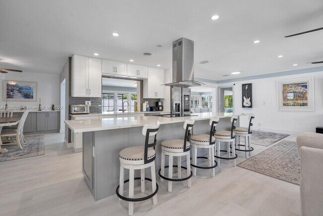 Foto del edificio - 4450 NE 23rd Ave