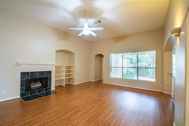 Building Photo - 8706 Cypressbrook Dr