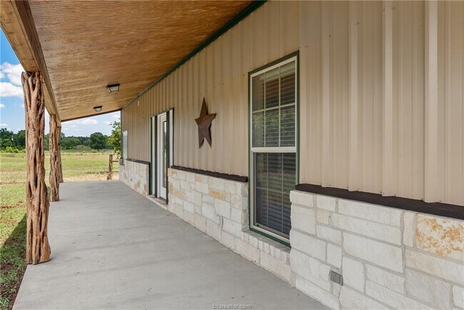 Building Photo - 22341 FM 159 Rd