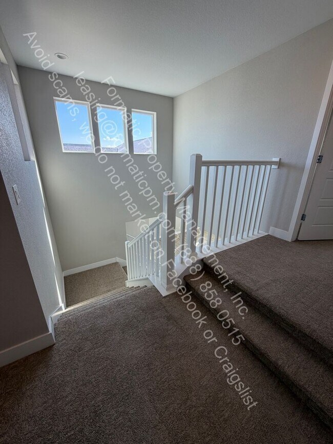 Building Photo - 4340 Mt Shavano St