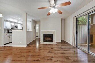 Building Photo - 3204 Menchaca Rd
