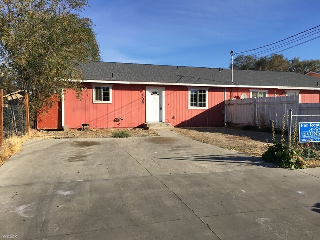 Building Photo - 3 br, 2 bath Duplex - 2703 Fairbanks Ave A