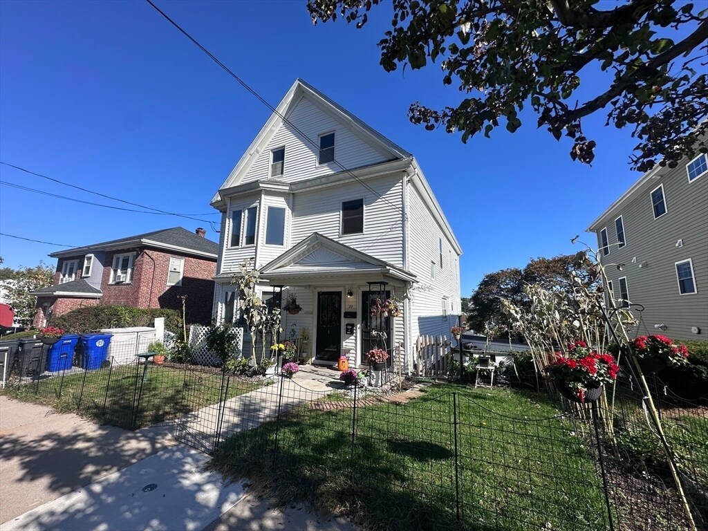 Primary Photo - 27 Prescott Ave