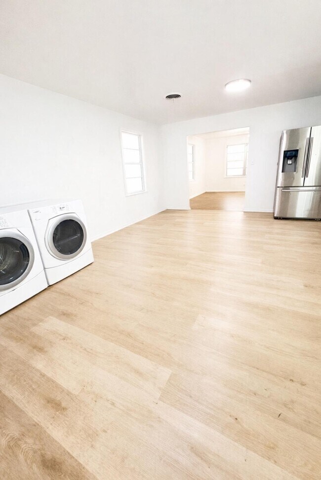 Foto del edificio - 2108 Horn Rd