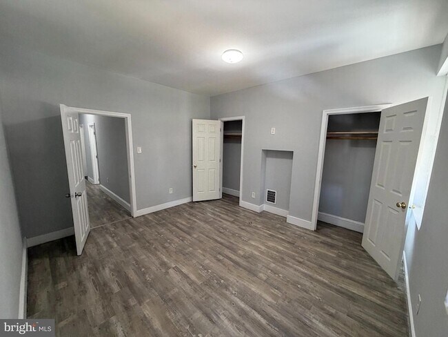 Photo - 1734 W Atlantic St Townhome