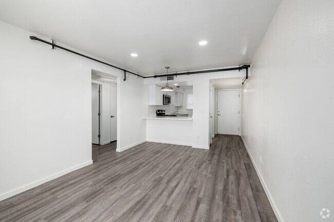 2BR, 1BA - 775SF - Living Room - Meadow Park Apartments