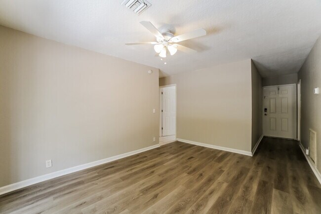 Foto del edificio - 521 SW 11th Dr