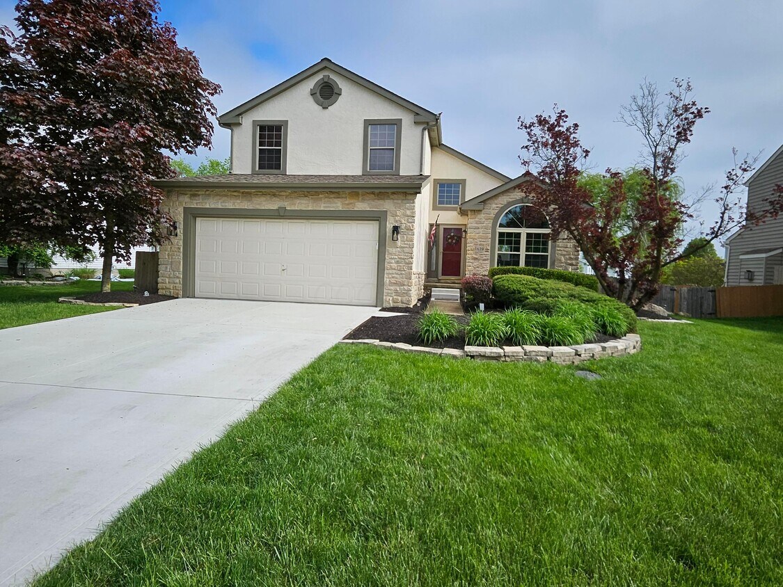 Foto principal - 1639 Royal Oak Dr