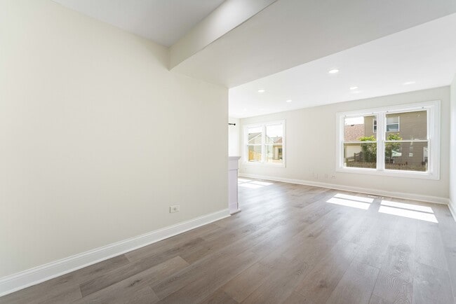 Building Photo - 1430 Ash Ct