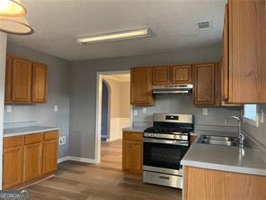 Building Photo - 3090 Northcliff Dr
