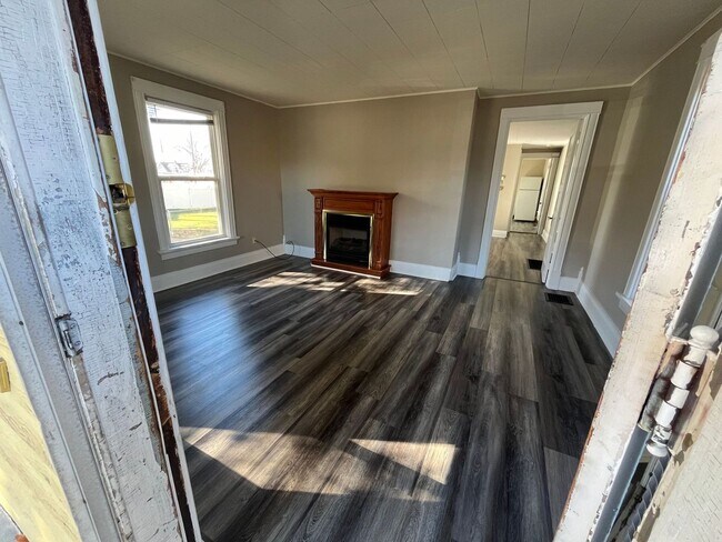Building Photo - 11137 Spinner Ave