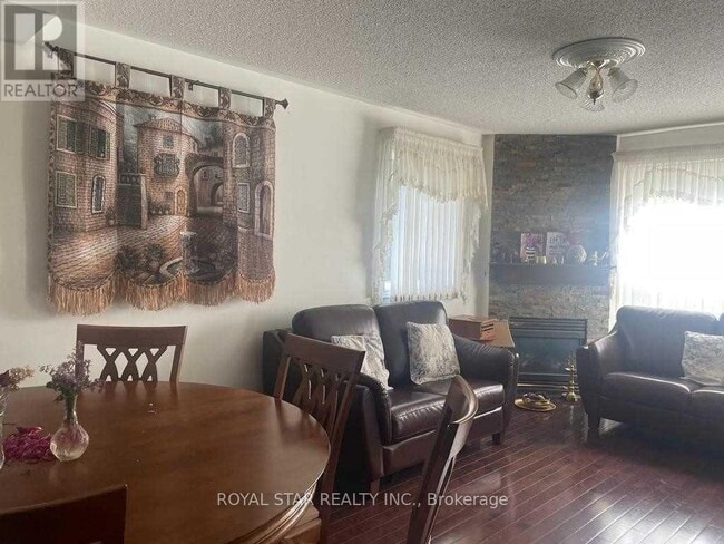 Building Photo - 5835 Chessman Ct