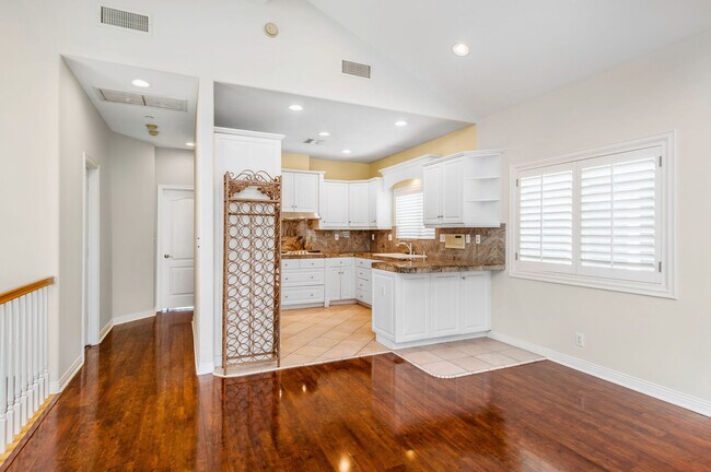 Foto del edificio - 1720 Carlson Ln