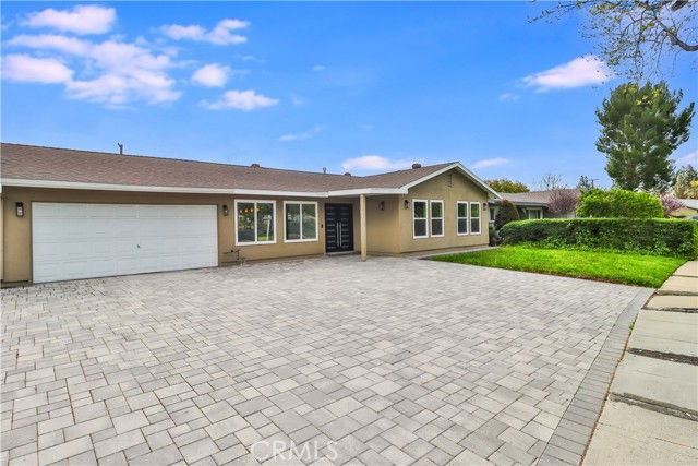 Building Photo - 9752 Laramie Ave