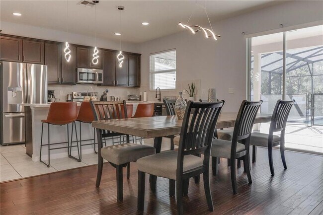 Foto del edificio - 4718 Blue Diamond St