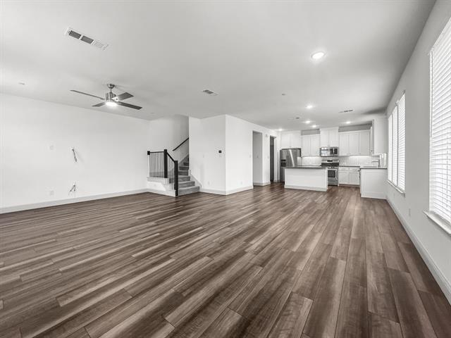 Building Photo - 15919 Fig Ln