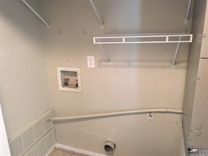 Foto del edificio - 528 Park Center Blvd