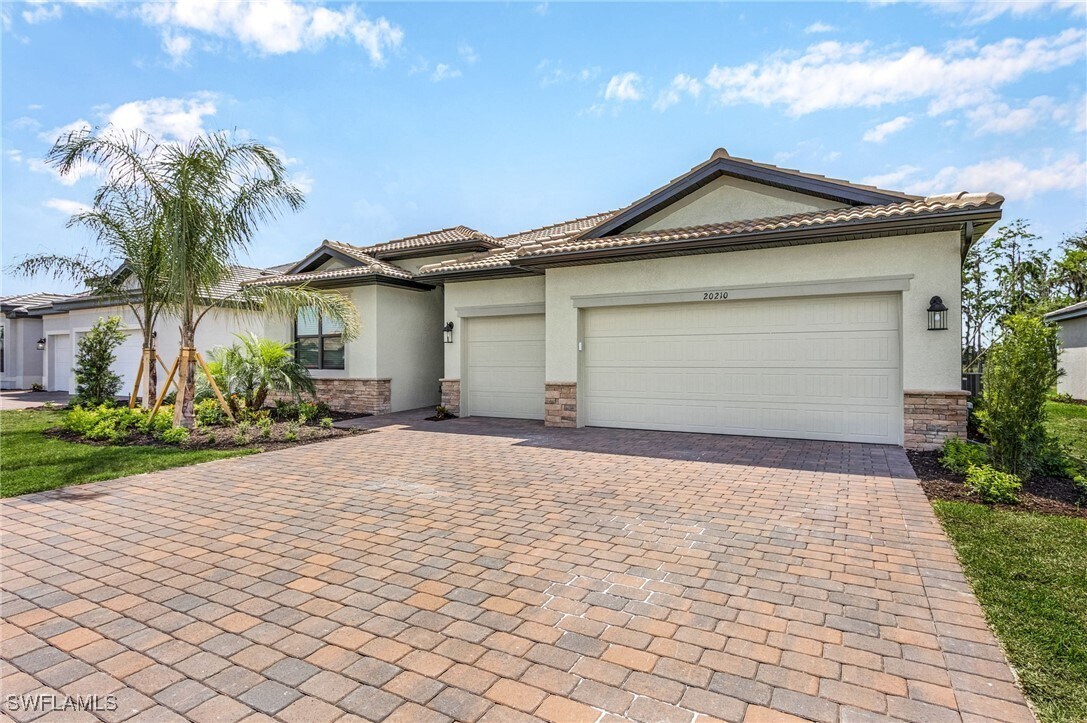 Foto principal - 20210 KIngmont Dr