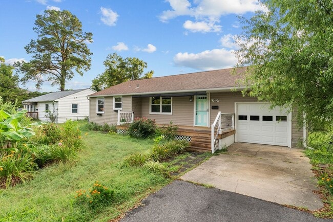 Building Photo - Now Available for Rent in Hampton!