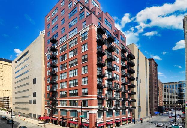 Building Photo - 547 S Clark St