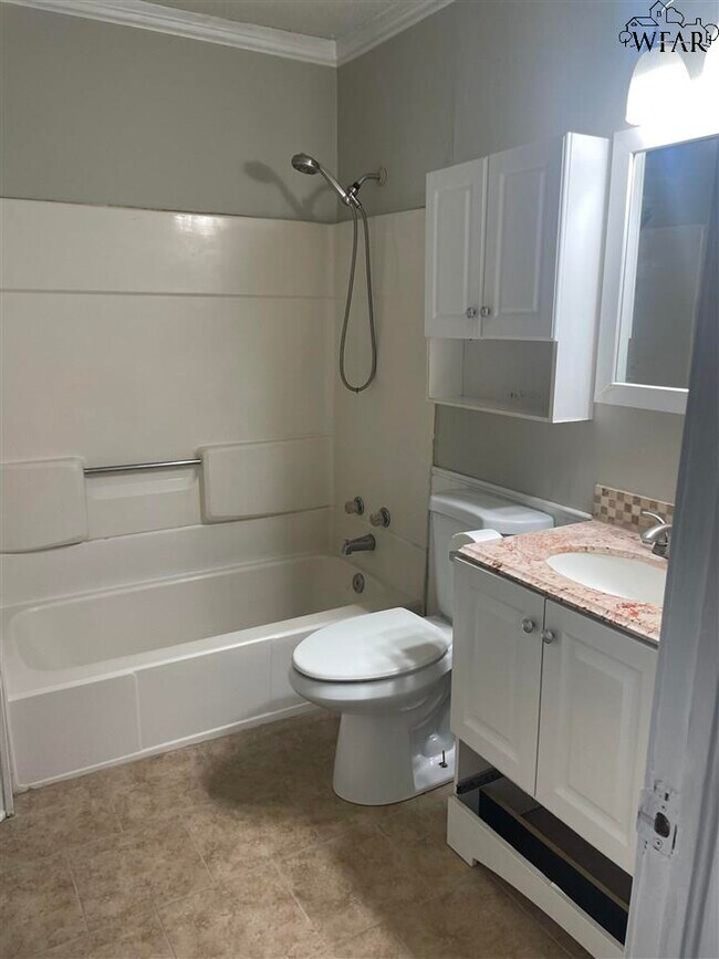 Foto del edificio - 3310 Sherwood Ln