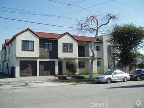 Building Photo - 1604 S Gladys Ave
