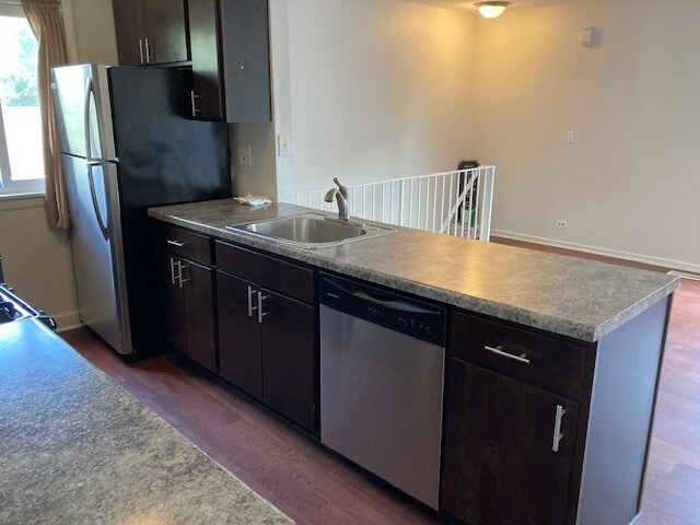 Kitchen - 1137 Cove Dr