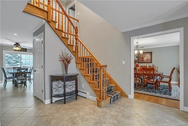 Building Photo - 11 Menayas Ct